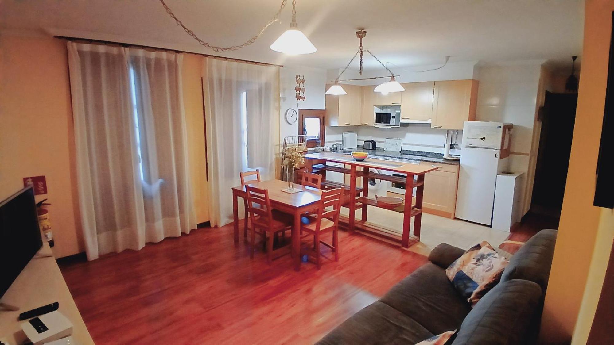 누에바데엘라네스 Acogedor Bajo Con Terraza Y Vistas 아파트 외부 사진
