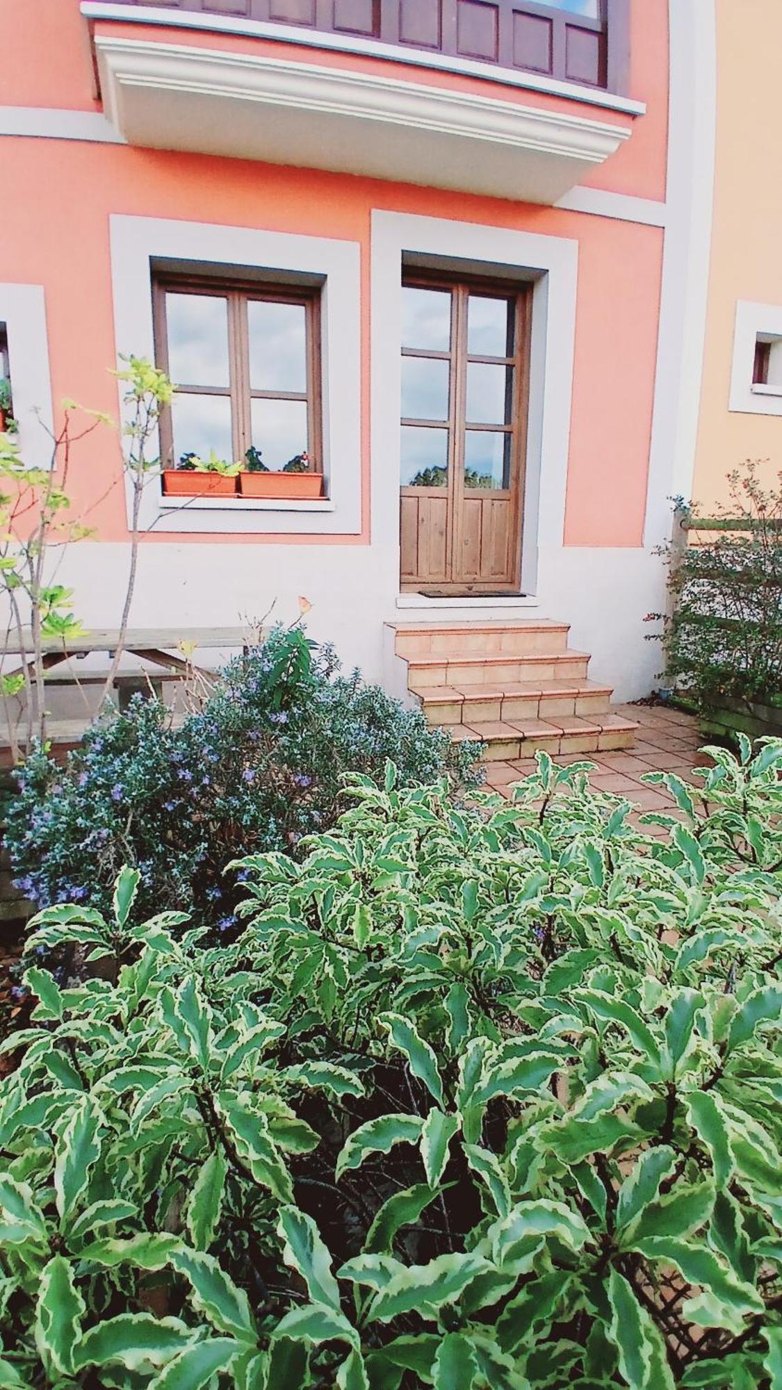 누에바데엘라네스 Acogedor Bajo Con Terraza Y Vistas 아파트 외부 사진
